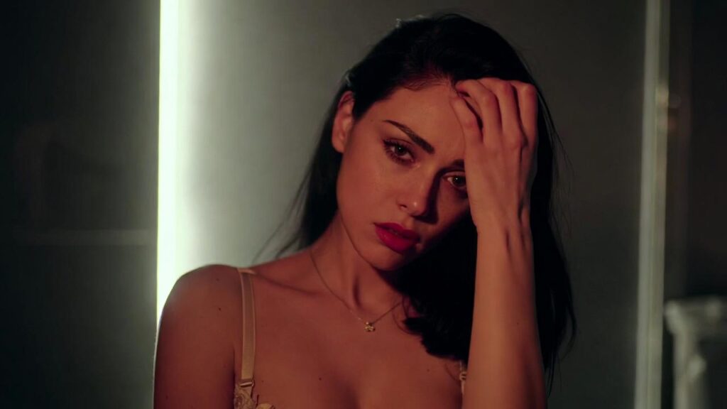 Mindset de Camgirl : Surmonter le Burnout et Maintenir une Motivation Élevée sur le Long Terme